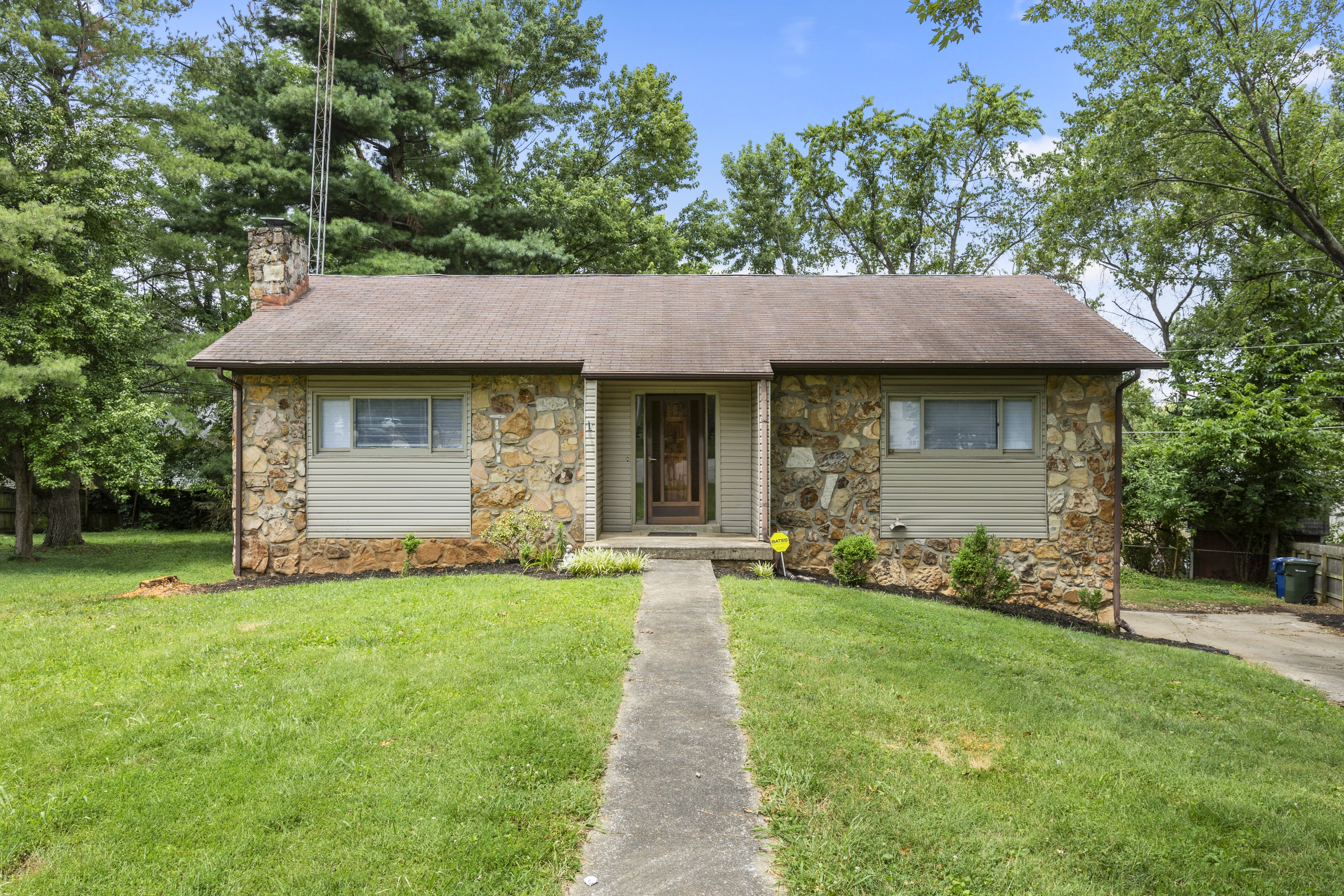 2025 Langhorne Drive