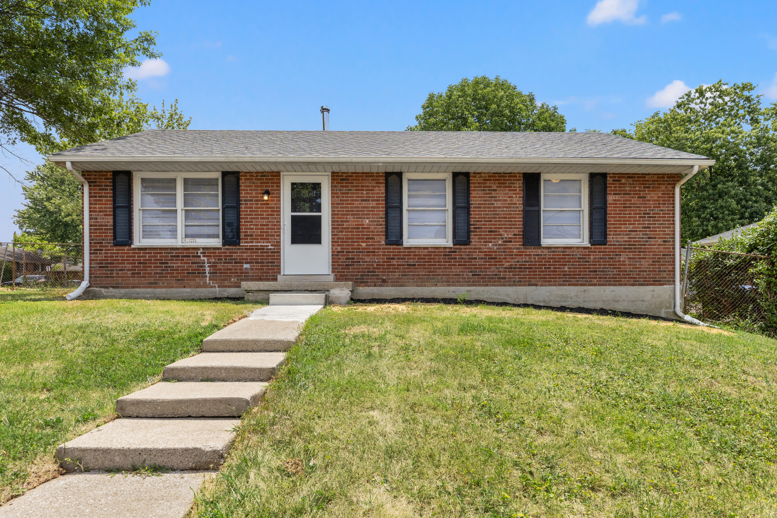 1222 Trent Boulevard